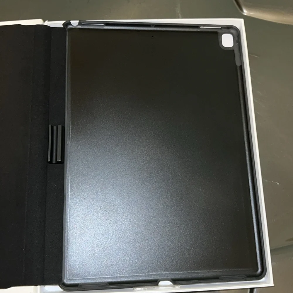 NWT INCASE BOOK JACKET REVOLUTION FOR iPAD PRO (12.9-inch) COLOR BLACK